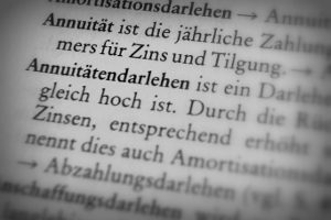 Wenn Sie einen Bausparvertrag beleihen, erhalten Sie ein Annuitäten­darlehen bei der Bank. 